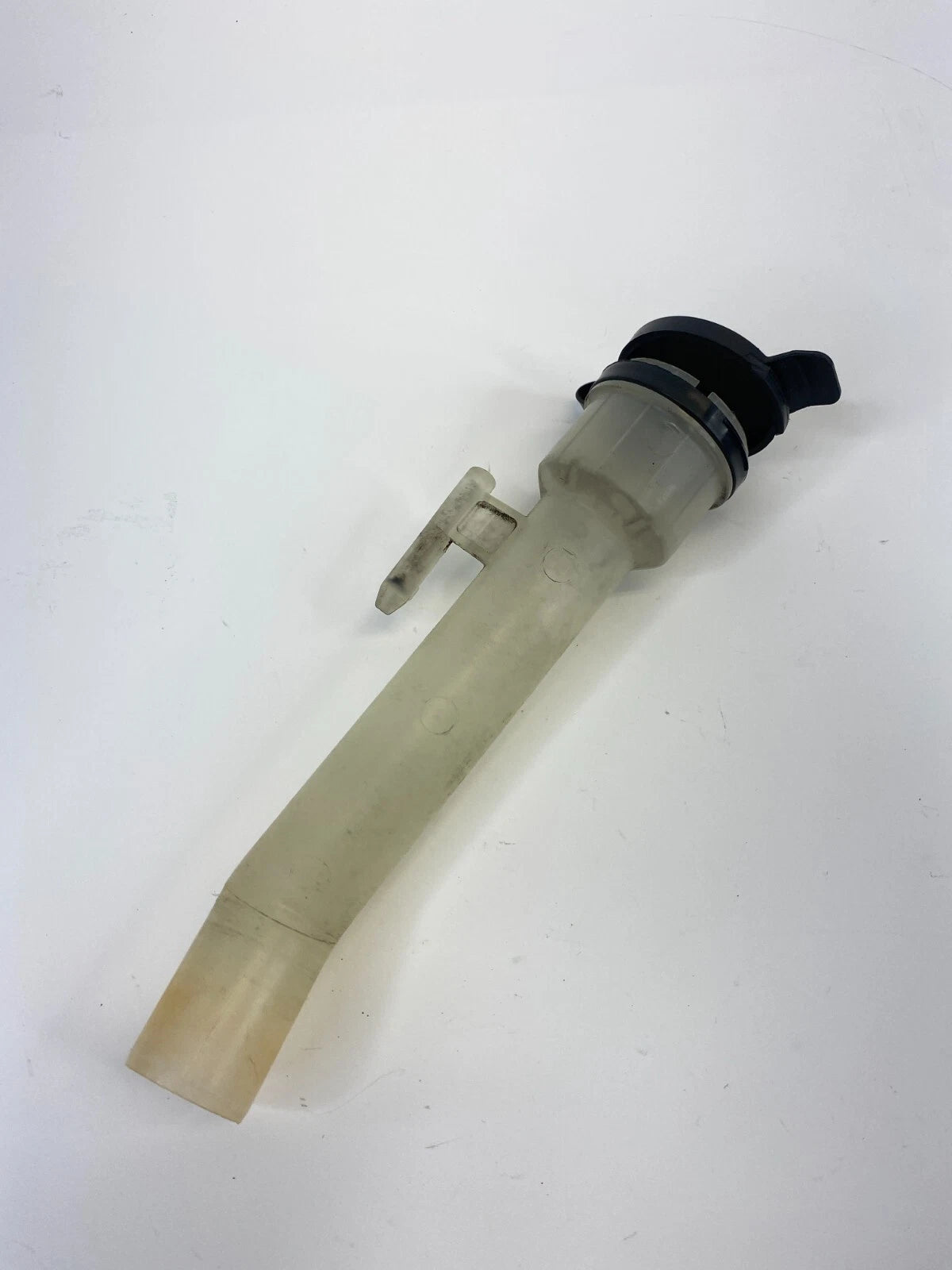 2011-2016 CHEVY CRUZE WINDSHIELD WASHER FLUID RESERVOIR TUBE W CAP 95980613 OEM