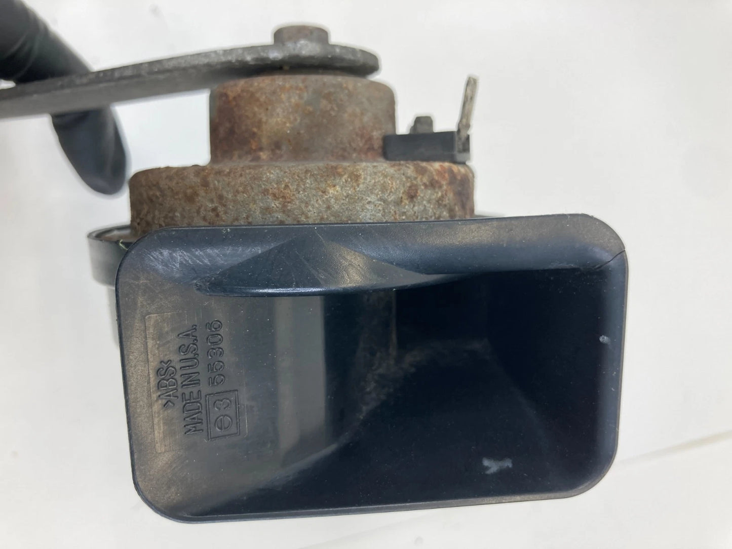 06-10 DODGE CHARGER 2005-2010 CHRYSLER 300 HIGH HORN TONE PITCH ALARM SIGNAL OEM