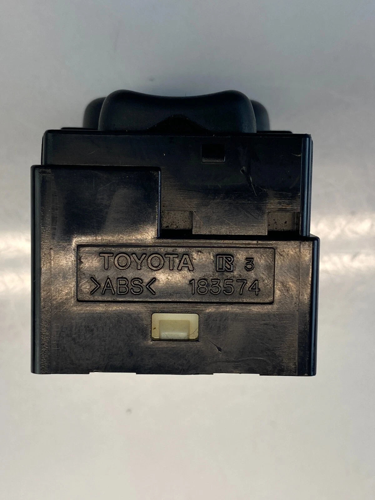 2001-2007 TOYOTA HIGHLANDER POWER MIRROR DOOR SIDE OUTSIDE CONTROL SWITCH OEM
