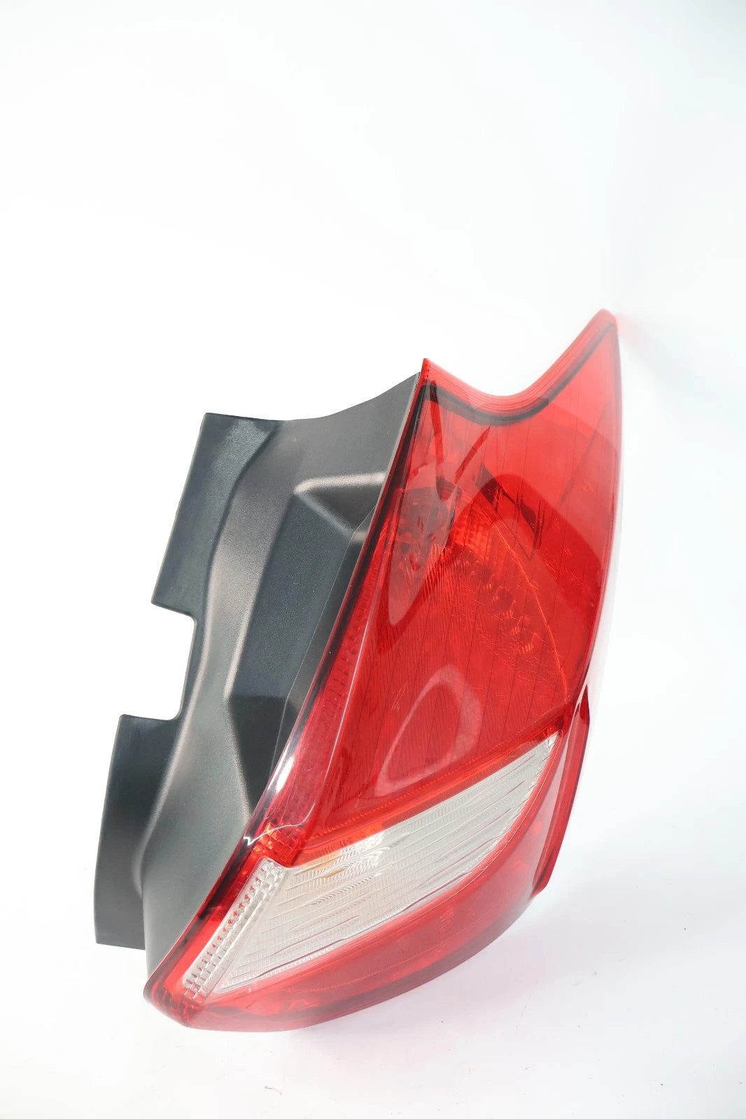 2012-2014 FORD FOCUS HATCHBACK REAR RIGHT PASSEGER SIDE TAILLIGHT TAIL LAMP ASSY