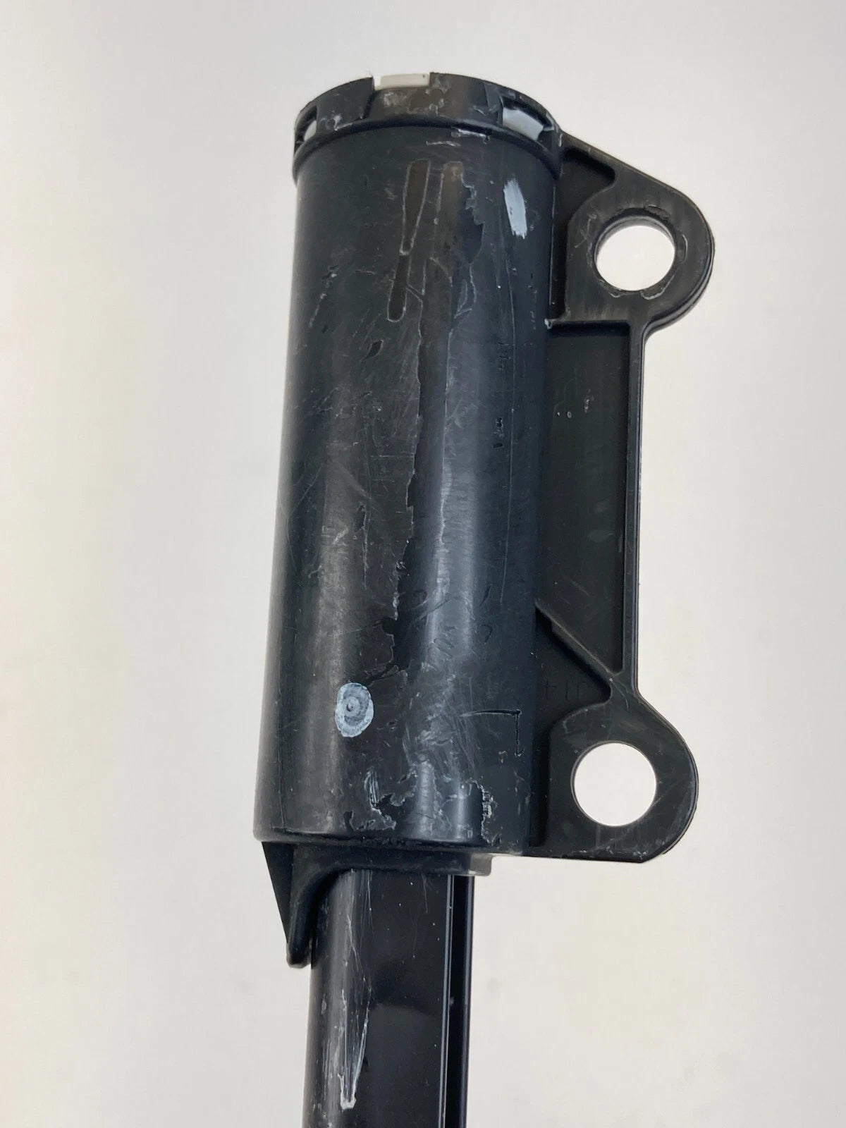 2011-2014 HYUNDAI SONATA INSTRUMENT PANEL GLOVE BOX FRAME DAMPER OEM