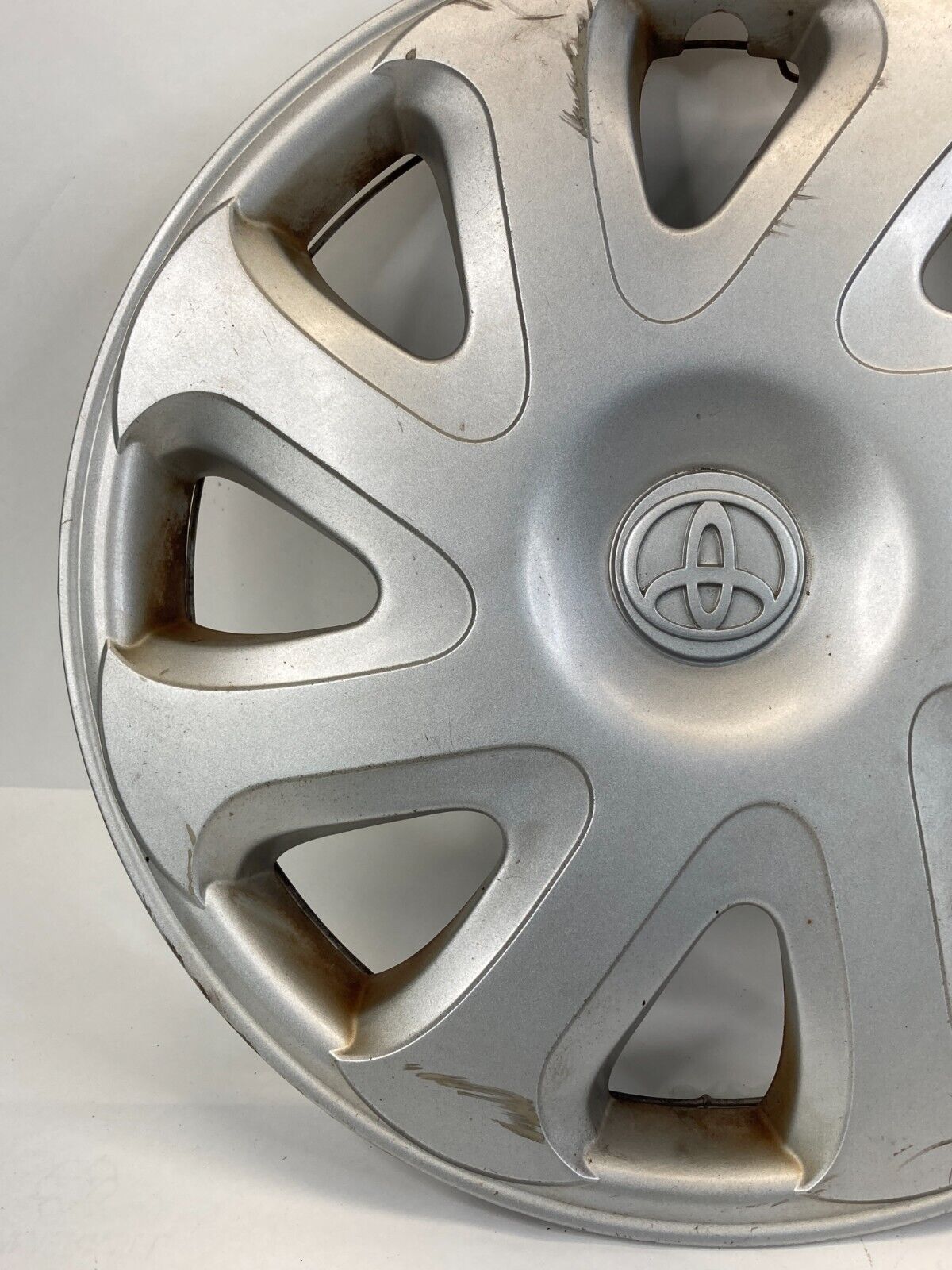 2000-2002 Toyota Corolla Rim Wheel Center Cap Hubcap Hub Cap 42621-AB030 OEM