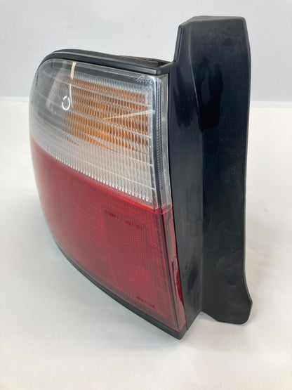 1996 1997 Honda Accord Sedan 4-DR Trunk Left Outer Tail Light Taillight 043-1285