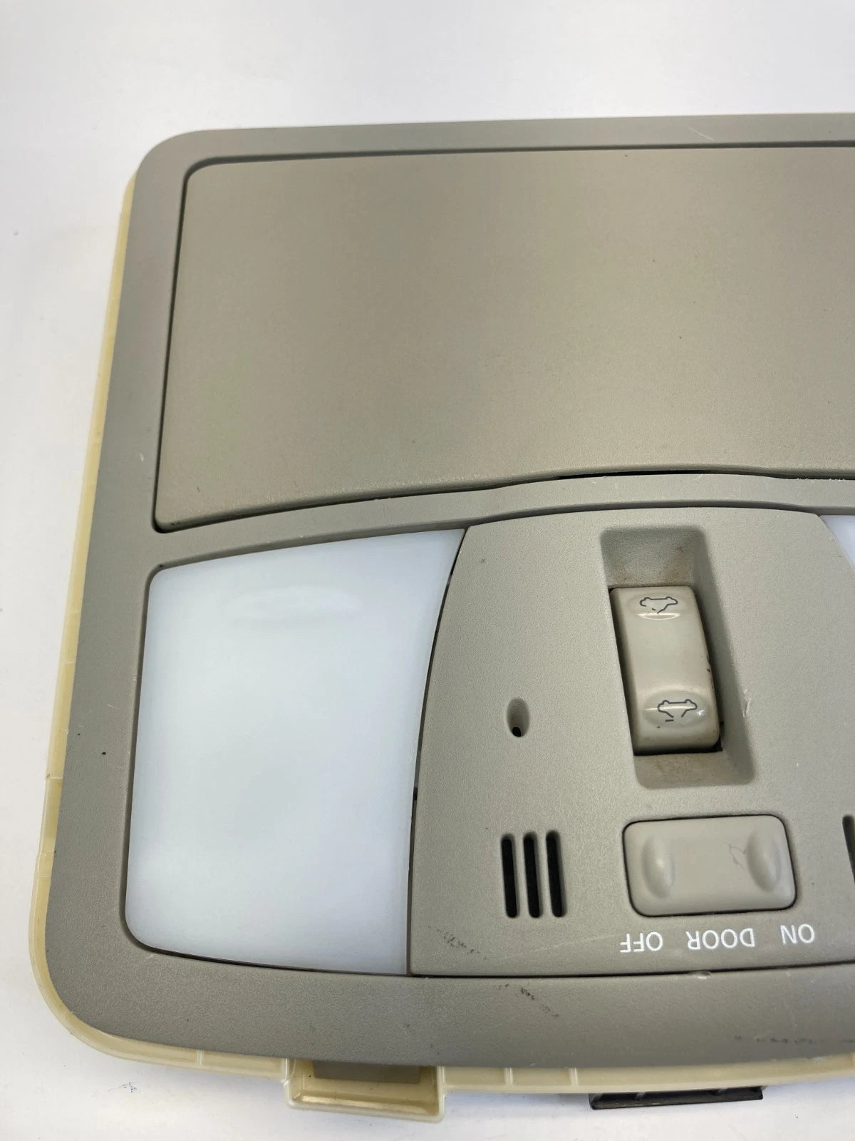 2009-2013 INFINITI G37 SEDAN OVERHEAD CONSOLE DOME MAP LAMP W SUNROOF SWITCH