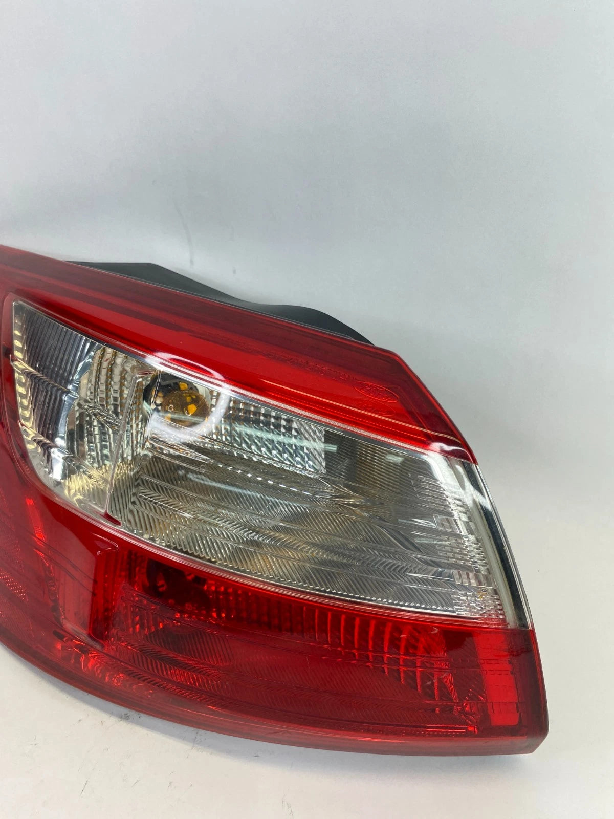 2012 2013 2014 FORD FOCUS SEDAN LEFT DRIVER OUTER TAIL LIGHT TAILLAMP OEM