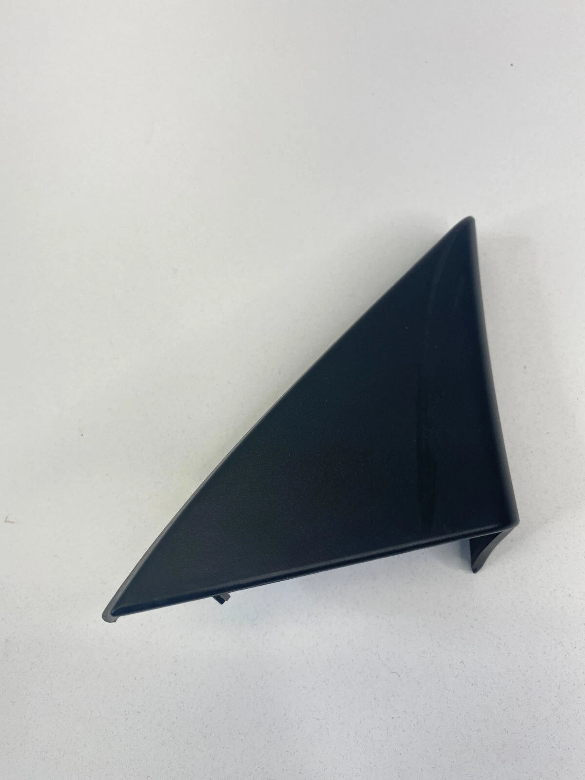 2010-2014 SUBARU LEGACY FRONT RIGHT DOOR INTERIOR MIRROR CORNER COVER TRIM OEM