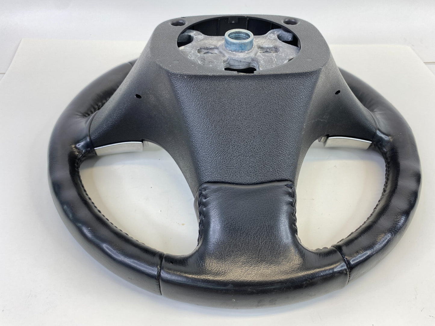 2006 2007 Saturn Vue Steering Wheel W/ Cruise Controls Switches 15292683 OEM