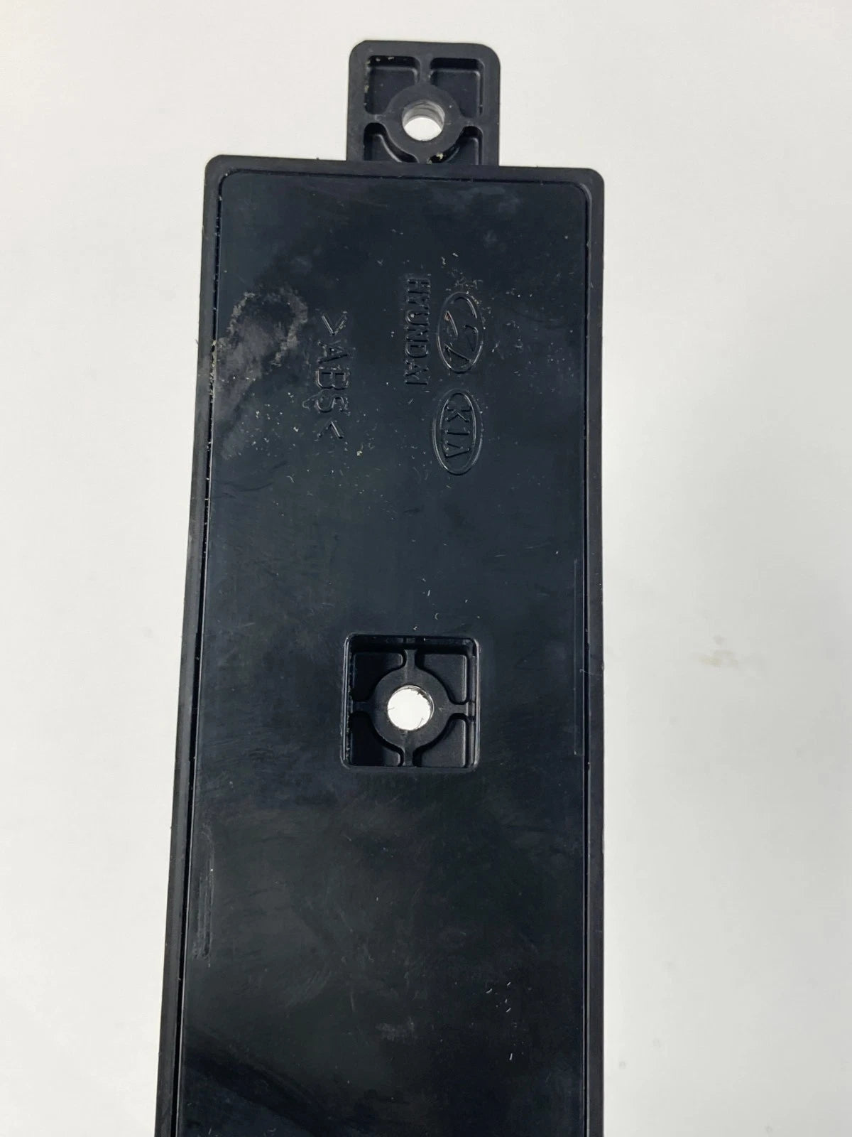 2013-2017 HYUNDAI SANTA FE FRONT LEFT POWER SEAT ADJUSTMENT CONTROL SWITCH OEM