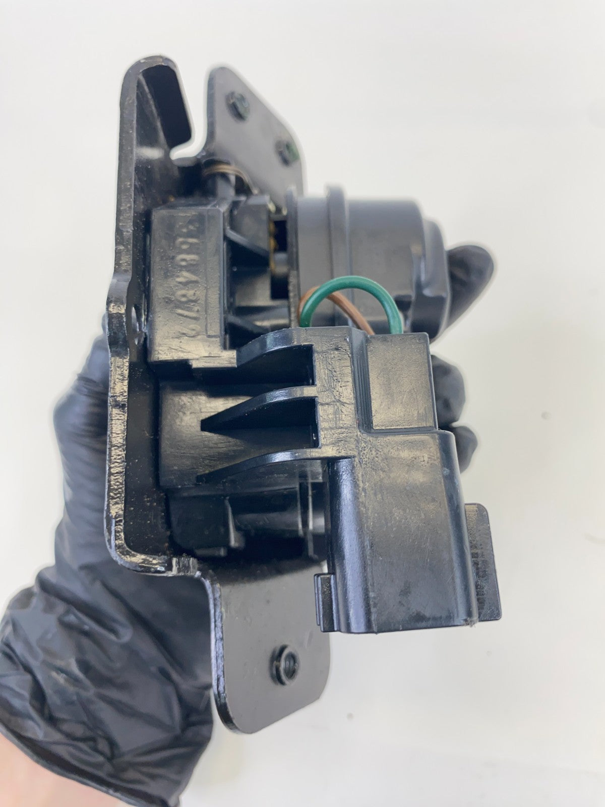 2010-2017 GMC Terrain 2007-2017 Equinox Rear Trunk Lifgate Lock Latch Actuator