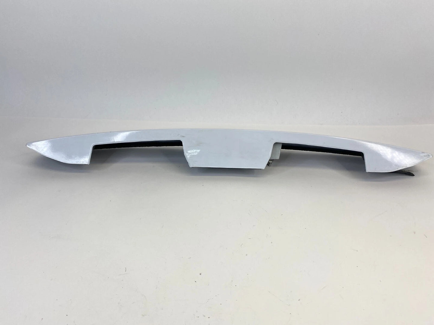 2007 2008 NISSAN SENTRA TRUNK HANDLE TRIM MOLDING FINISH PANEL 84810-ET00A OEM