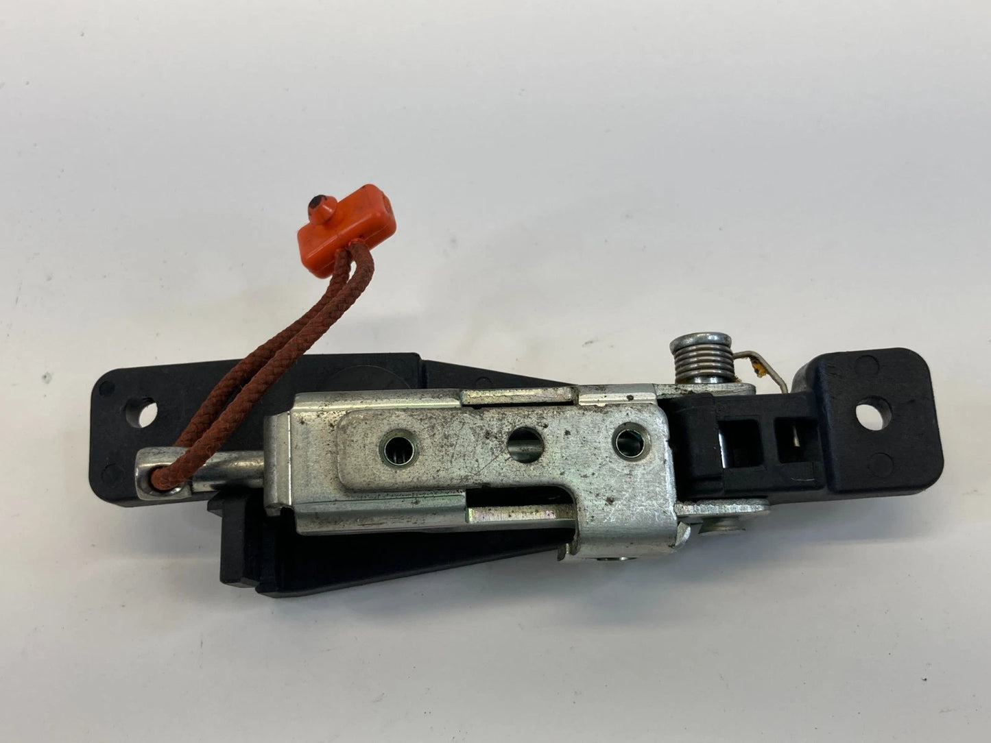 2015-2017 CHRYSLER 200 EMERGENCY MANUAL PARK RELEASE LEVER HANDLE OEM 68102304AA