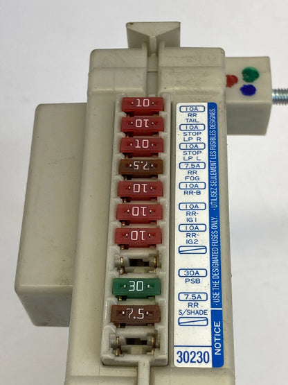 2007-2011 LEXUS GS350 GS450H FUSE JUNCTION BLOCK ASSEMBLY 82670-30230 OEM
