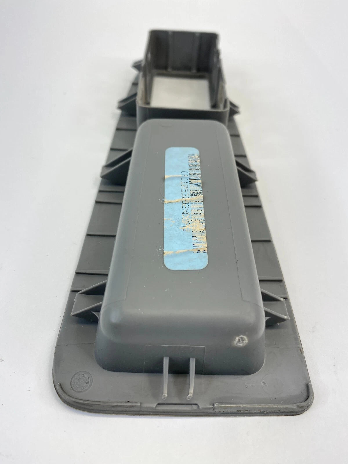 2006 2007 CHRYSLER 300 FRONT RIGHT DOOR WINDOW SWITCH BEZEL COVER TRIM 1053092