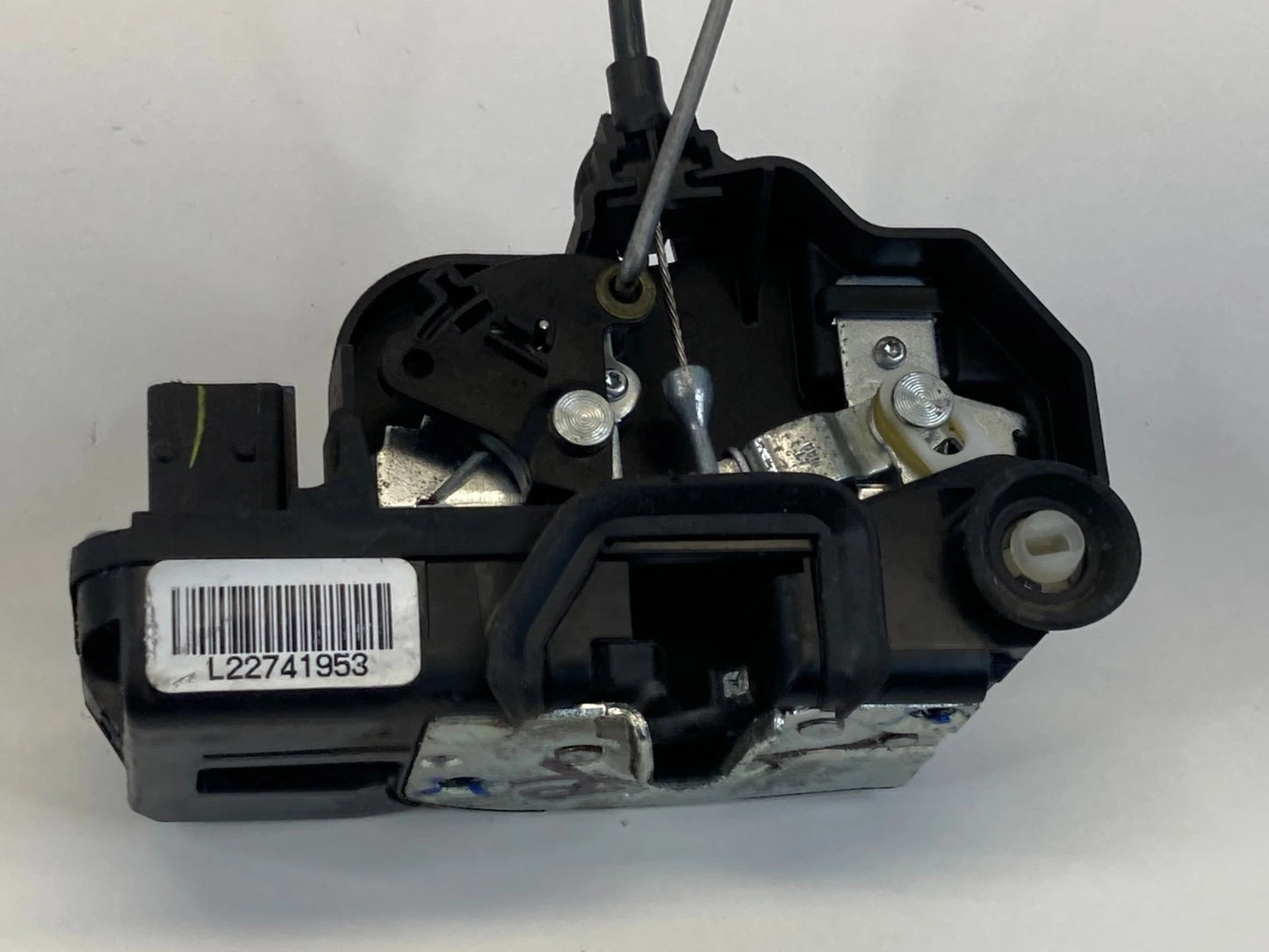05-11 CADILLAC STS REAR LEFT BACK DOOR LOCK LATCH RELEASE ACTUATOR 22741953 OEM