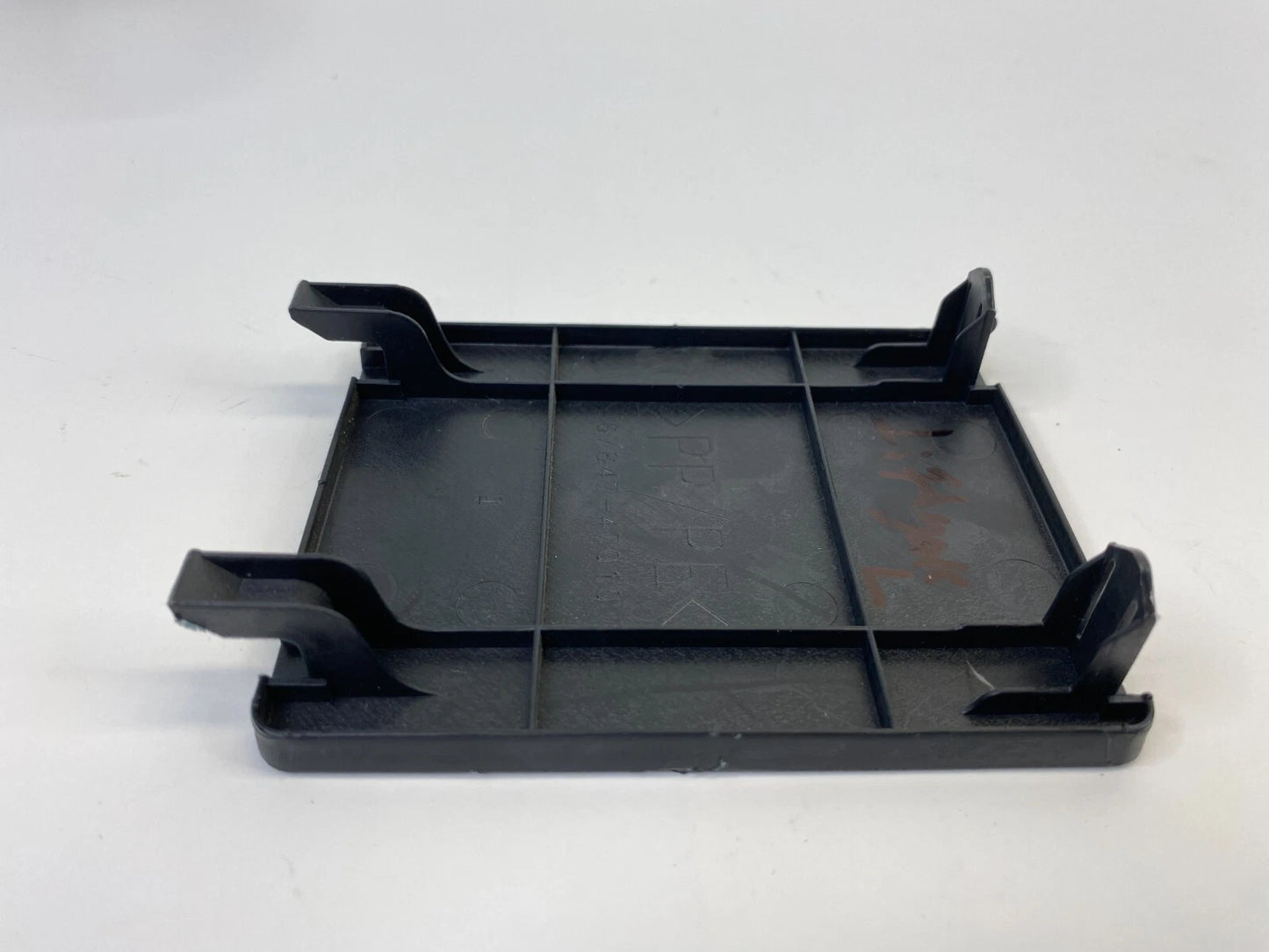 10-15 TOYOTA PRIUS REAR TRUNK LIFTGATE LEFT SIDE LID COVER TRIM CAP 67847-47010