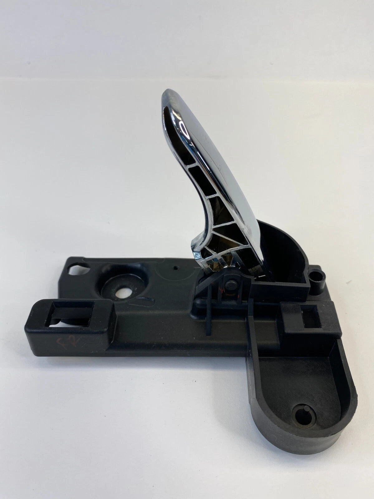 2011-2020 DODGE JOURNEY REAR RIGHT BACK INTERIOR INNER DOOR HANDLE 937072 OEM