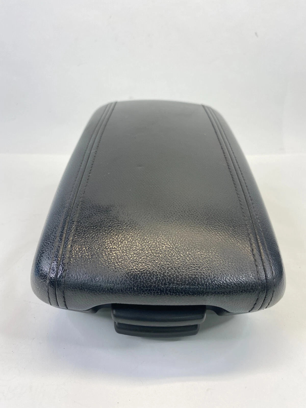 2010-2013 FORTE CENTER STORAGE CONSOLE ARMREST BOX LID CENTER COVER TOP OEM