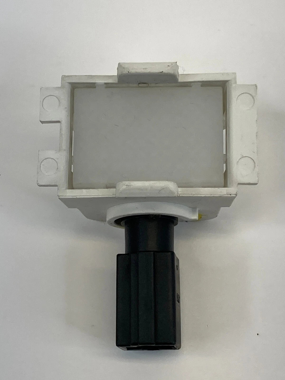 2007 2008 INFINITI G35 SEDAN GLOVE BOX LAMP LIGHT SENSOR OEM