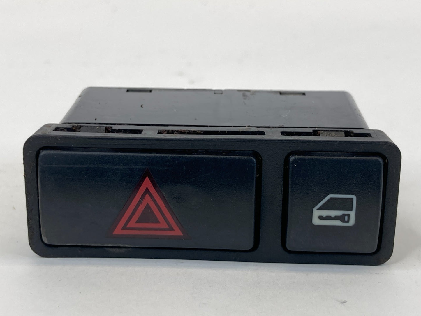 99 00 BMW 323i 01-05 330i Dash Hazard Light Control & Central Door Lock Switch