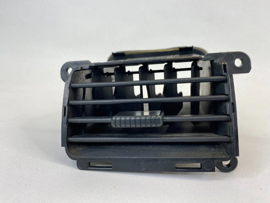 2004-2006 MAZDA3 RIGHT SIDE CENTER DASH AC AIR VENT DUCT GRILLE BP4K64930 OEM