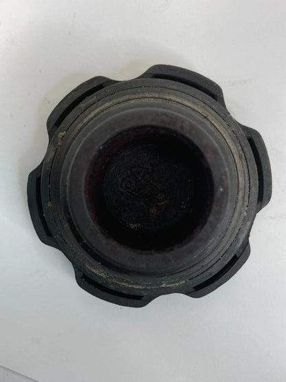 2003-2006 KIA SORENTO 3.5L V6 16V ENGINE OIL FILLER FLUID CAP OEM