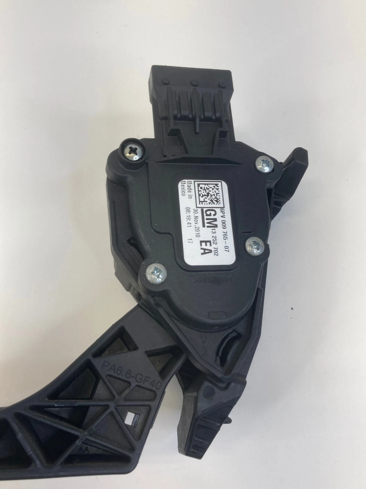 2011-2015 CHEVROLET CRUZE ACCELERATOR GAS PEDAL W/ POSITION SENSOR 13252702 OEM