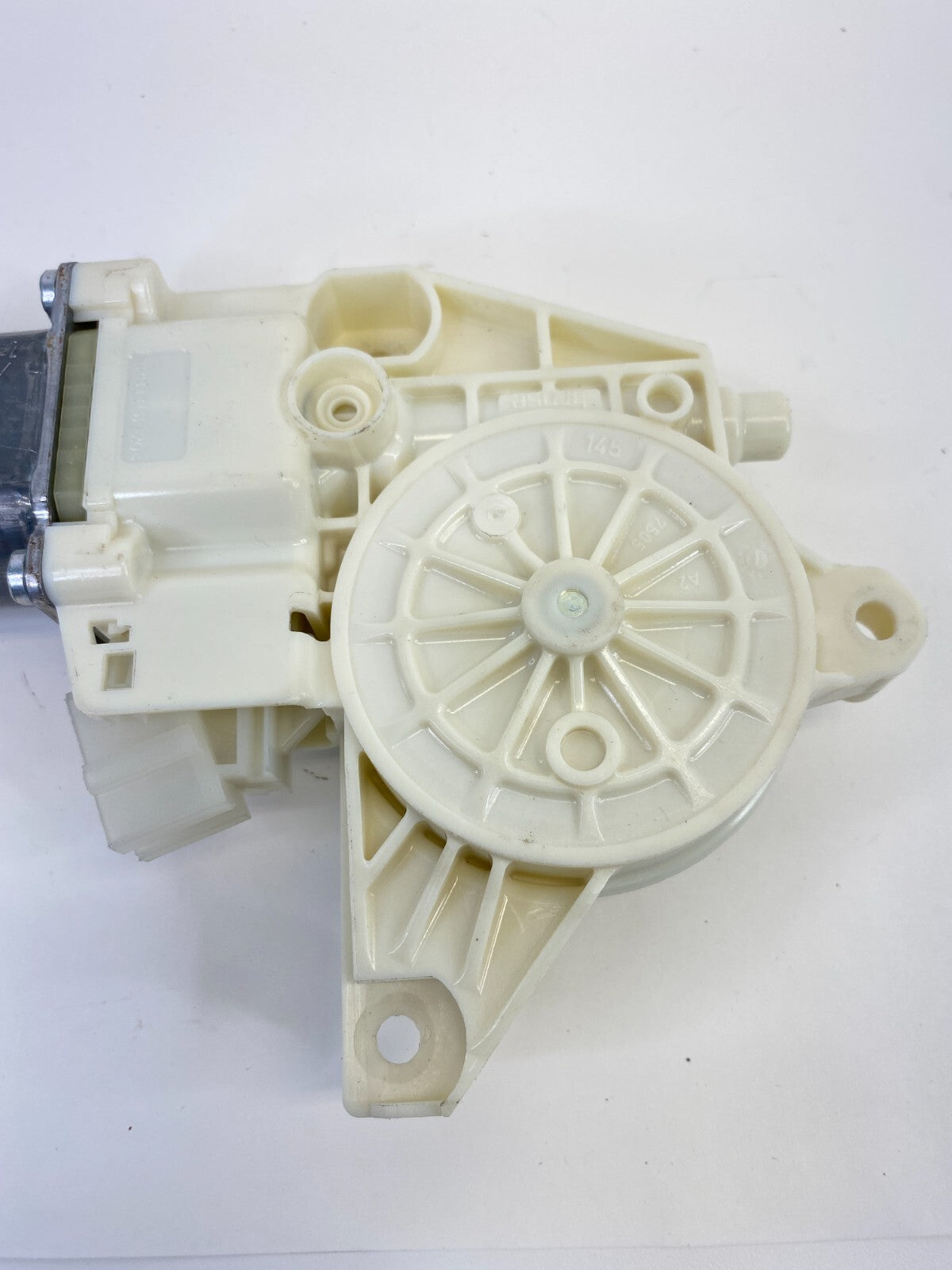 2006-2016 Mercedes-Benz E350 Rear Left Door Power Window Motor 0130822505 OEM