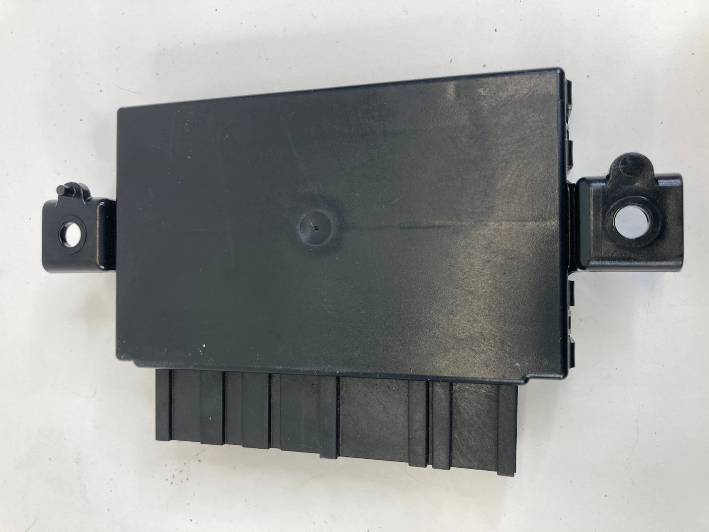 2009-2016 GMC ACADIA FRONT HEATED SEAT TEMPERATURE CONTROL MODULE OEM 25930651