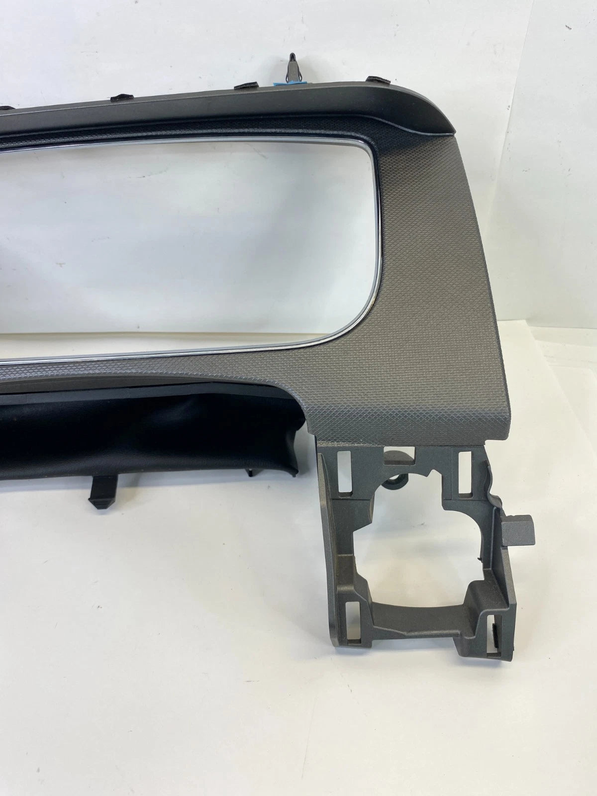 2013-2019 FORD TAURUS DASH INSTRUMENT SPEEDOMETER CLUSTER BEZEL PANEL TRIM OEM