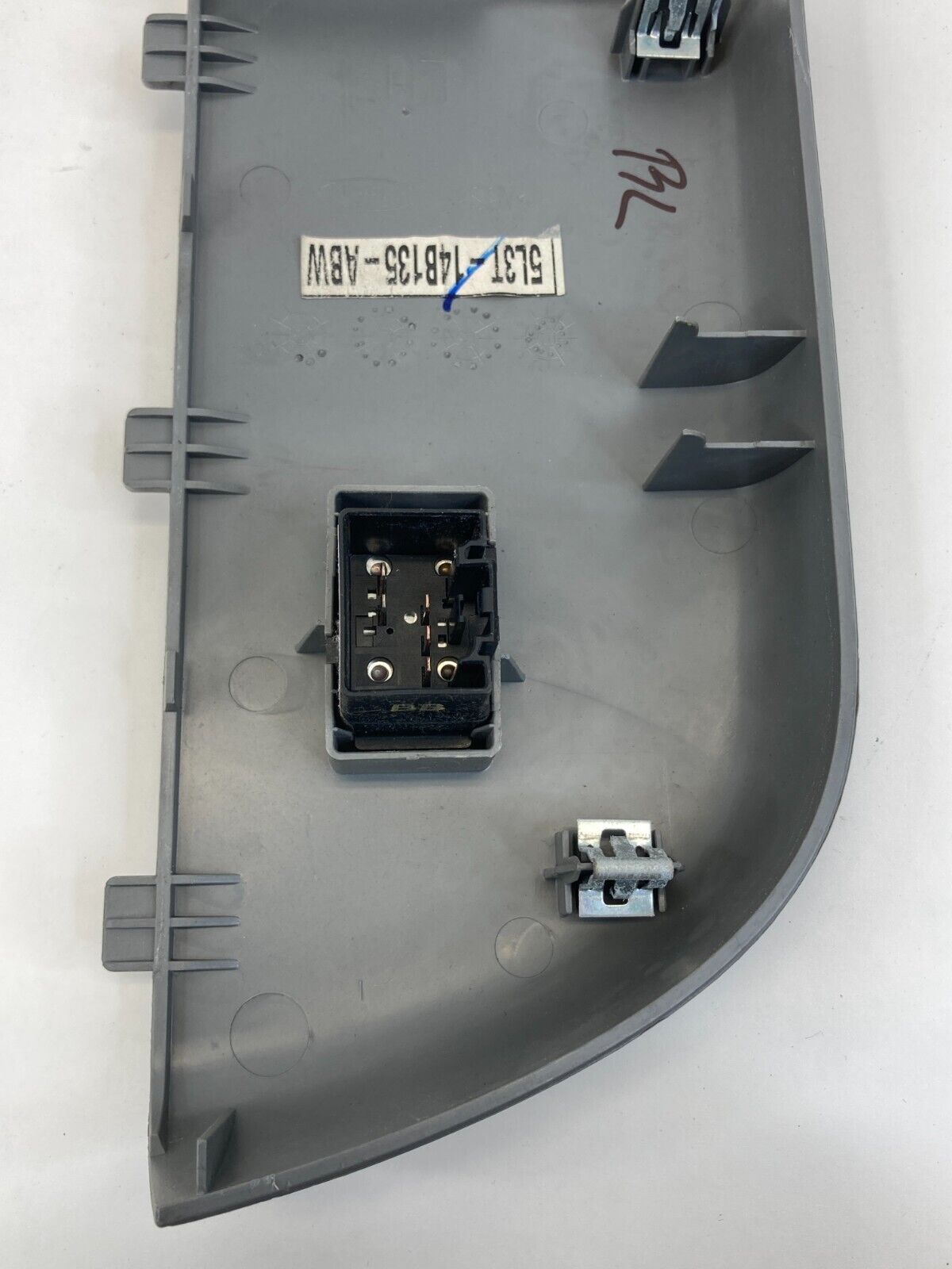 04-08 Ford F-150 Rear Left Door Window Control Switch W/ Bezel 5L3T-14B135-ABW