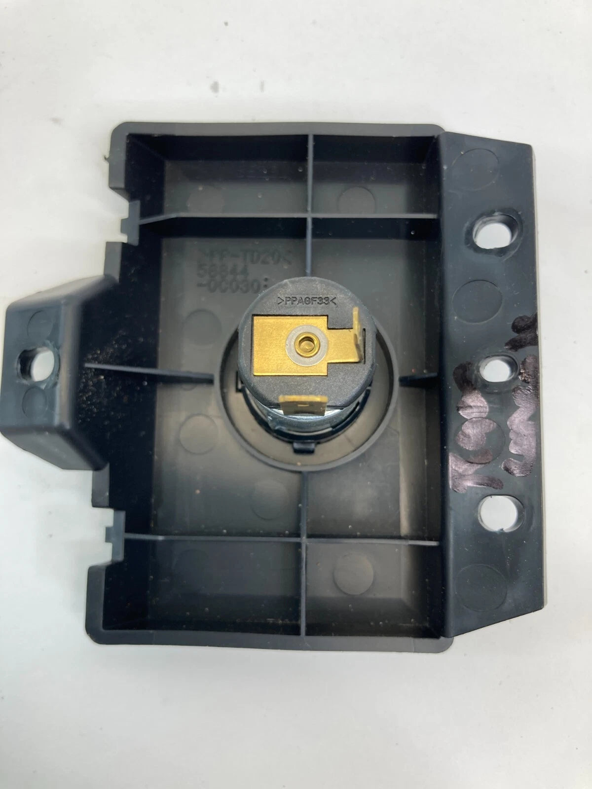 07-20 TOYOTA TUNDRA REAR CENTER CONSOLE TRIM PANEL BEZEL BOX OUTLET 58844-0C030