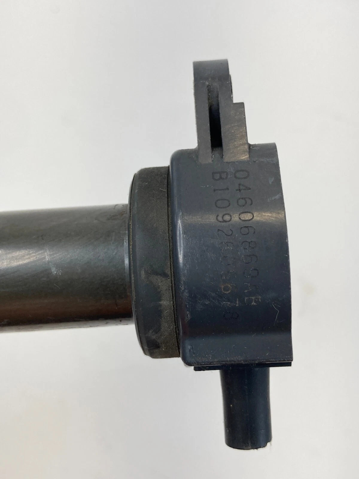 08 09 10 CHRYSLER TOWN & COUNTRY ENGINE IGNITION COIL IGNITER 04606869AB OEM
