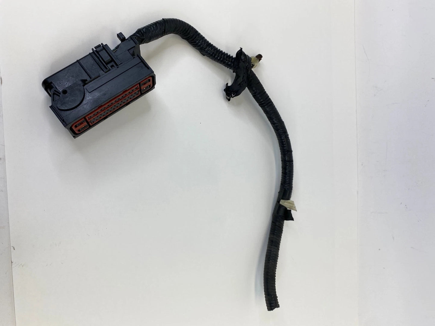 2009 Ford Escape 3.0L 4WD ABS Anti Lock Brake Pump Module Plug Connector OEM