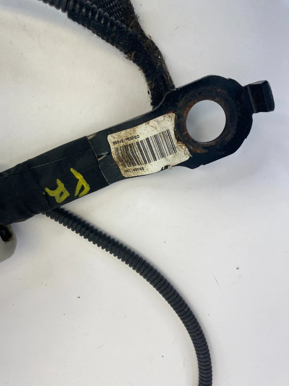 2011-2013 KIA FORTE FRONT RIGHT PASSENGER SIDE SEAT BELT BUCKLE 888401M80080 OEM