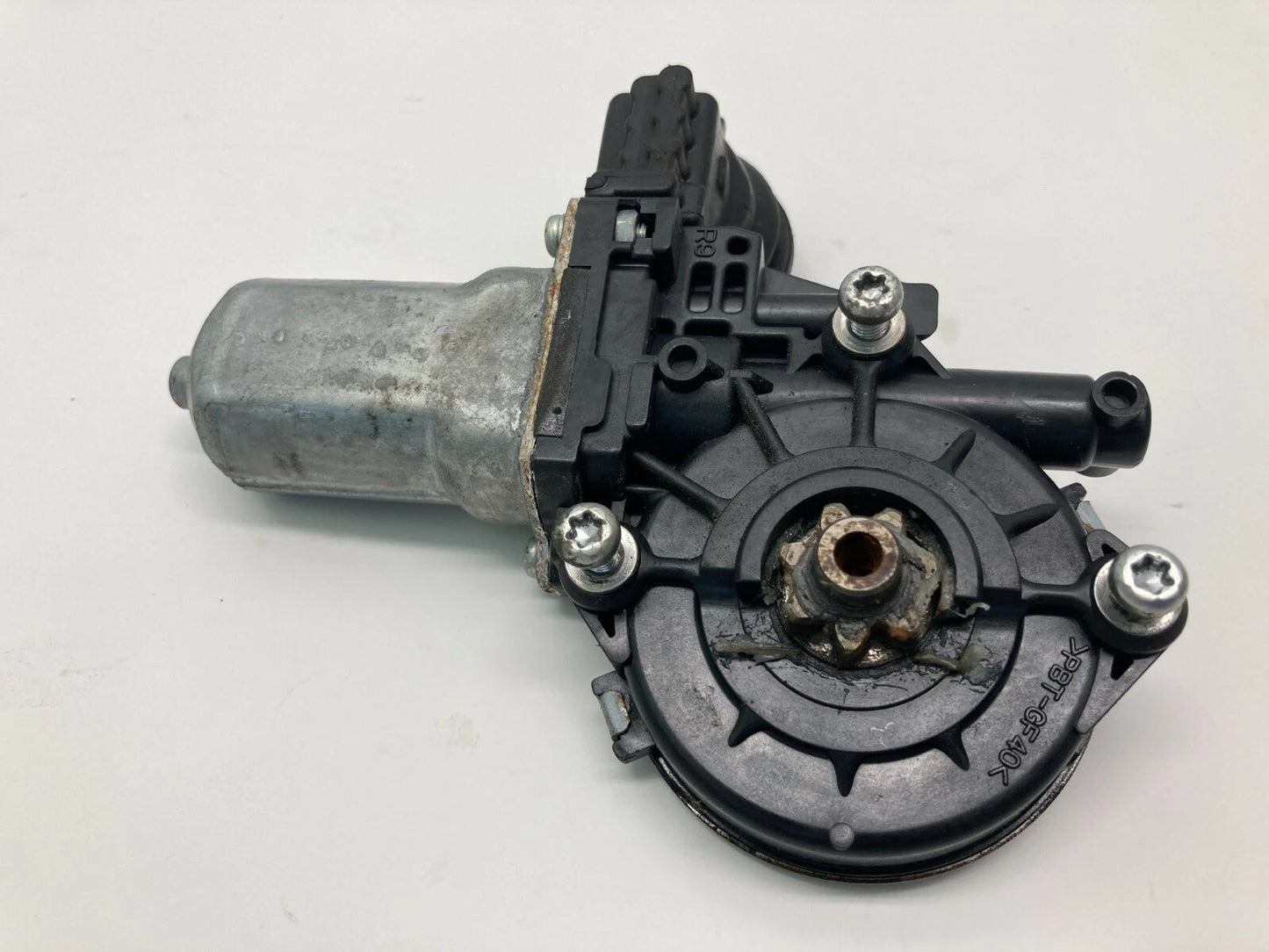 04-09 TOYOTA PRIUS 07-17 CAMRY REAR RIGHT SIDE DOOR WINDOW MOTOR 85710-35180 OEM