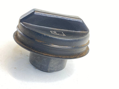 2001-2010 CHRYSLER PT CRUISER FUEL TANK CAP GAS LID COVER ASSEMBLY OEM