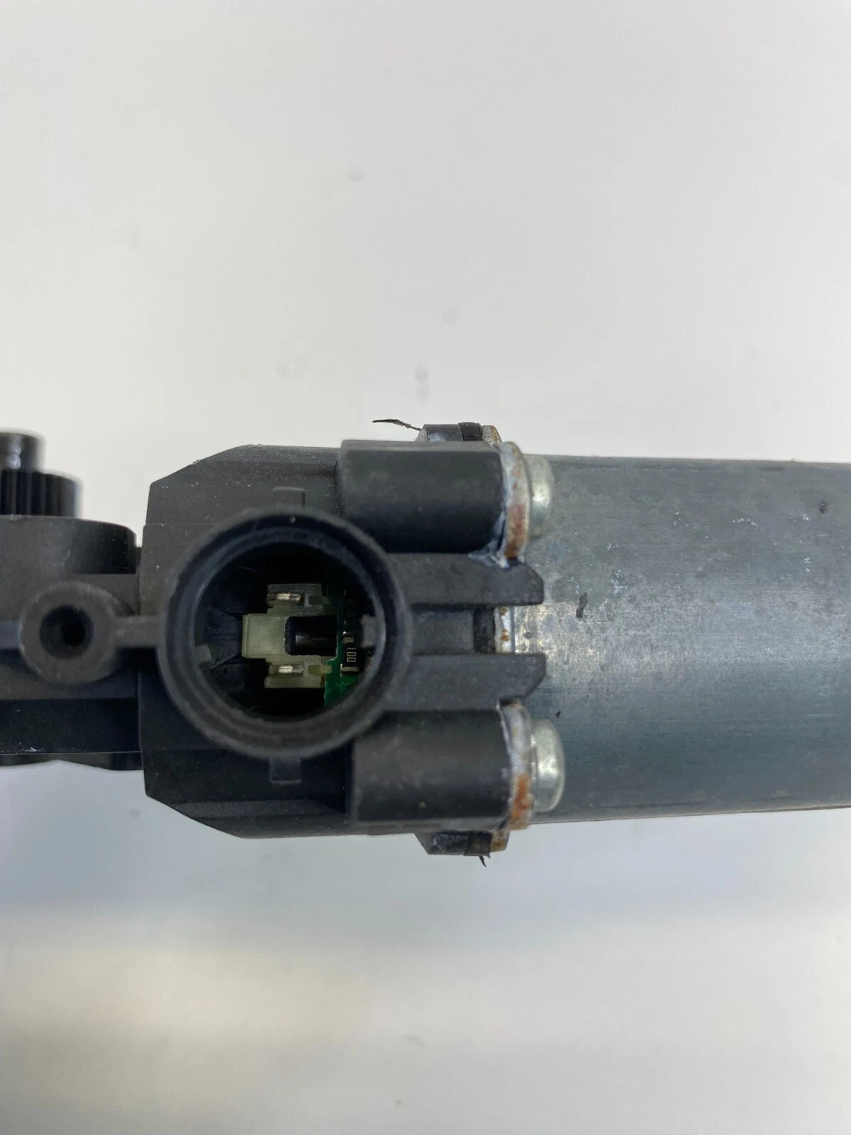 2012-2017 HYUNDAI ACCENT POWER WINDOWS LIFT MOTOR FRONT RIGHT OEM FACTORY 402396