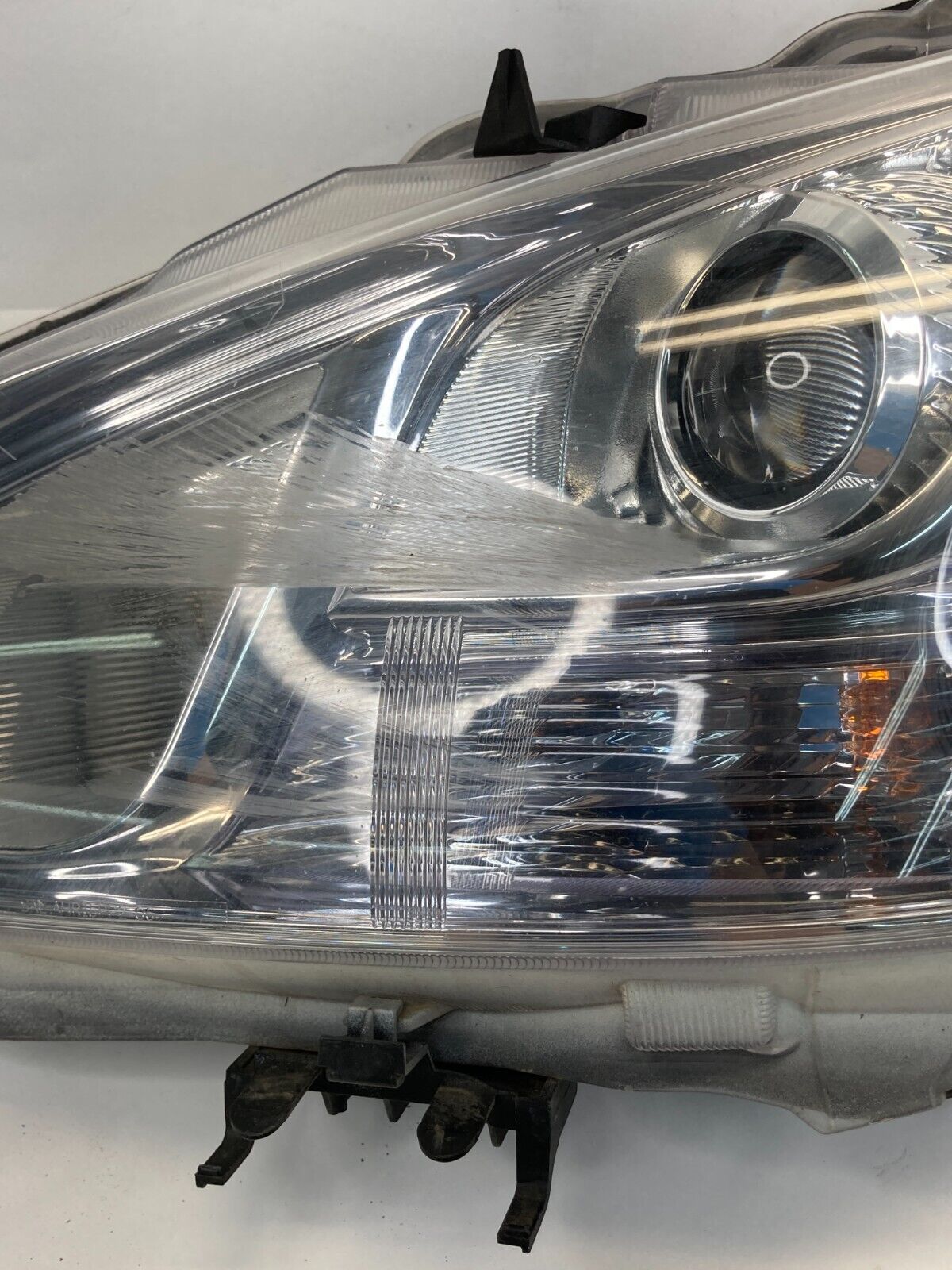 2011-2014 Nissan Maxima Front Left Driver Side Headlight Headlamp 315-1172L-A