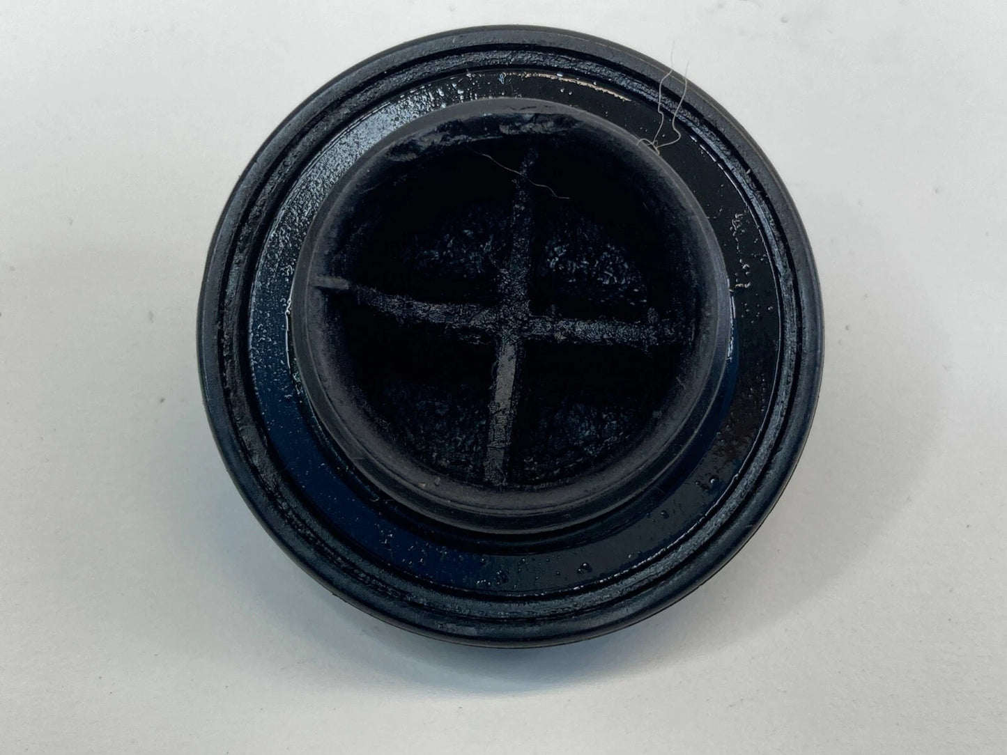 2003-2005 TOYOTA CELICA 01-03 RAV4 1.8L L4 ENGINE OIL FILLER FLUID CAP SAE 5W-30