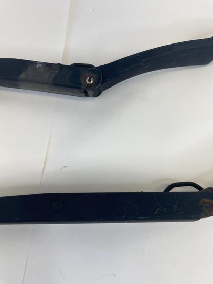 05 06 07 08 09 10 Kia Sportage Windshield Front Left & Right Wiper Arm OEM