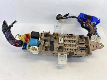 98-05 LEXUS GS300 DASH RIGHT SIDE FUSE RELAY POWER BOX MODULE 89221-30080 OEM