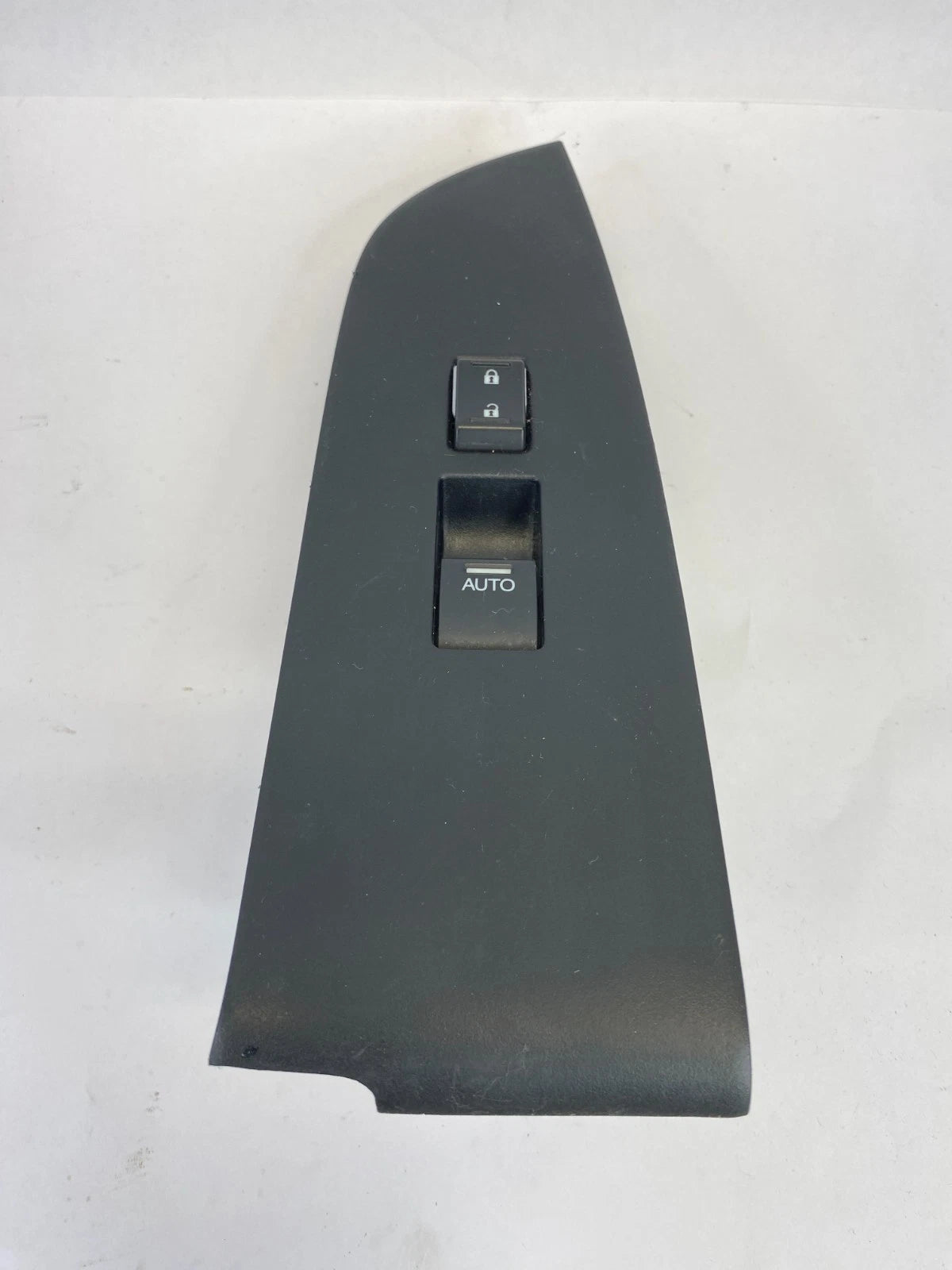 2011-2017 HONDA ODYSSEY FRONT RIGHT DOOR POWER WINDOW CONTROL SWITCH BEZEL