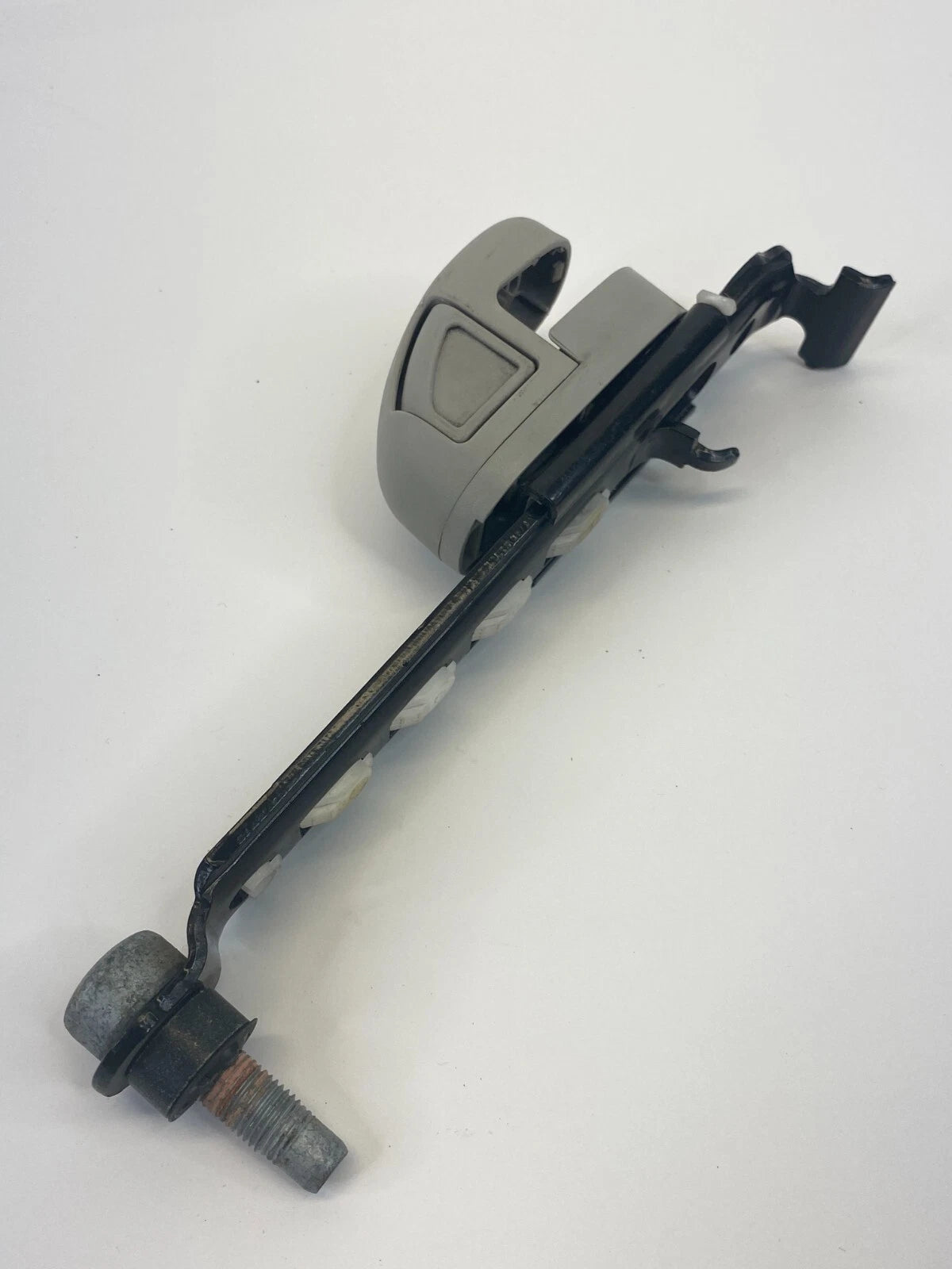 2009 2010 VOLKSWAGEN ROUTAN REAR RIGHT SEAT BELT HEIGHT ADJUSTER 1DW77ES3AA
