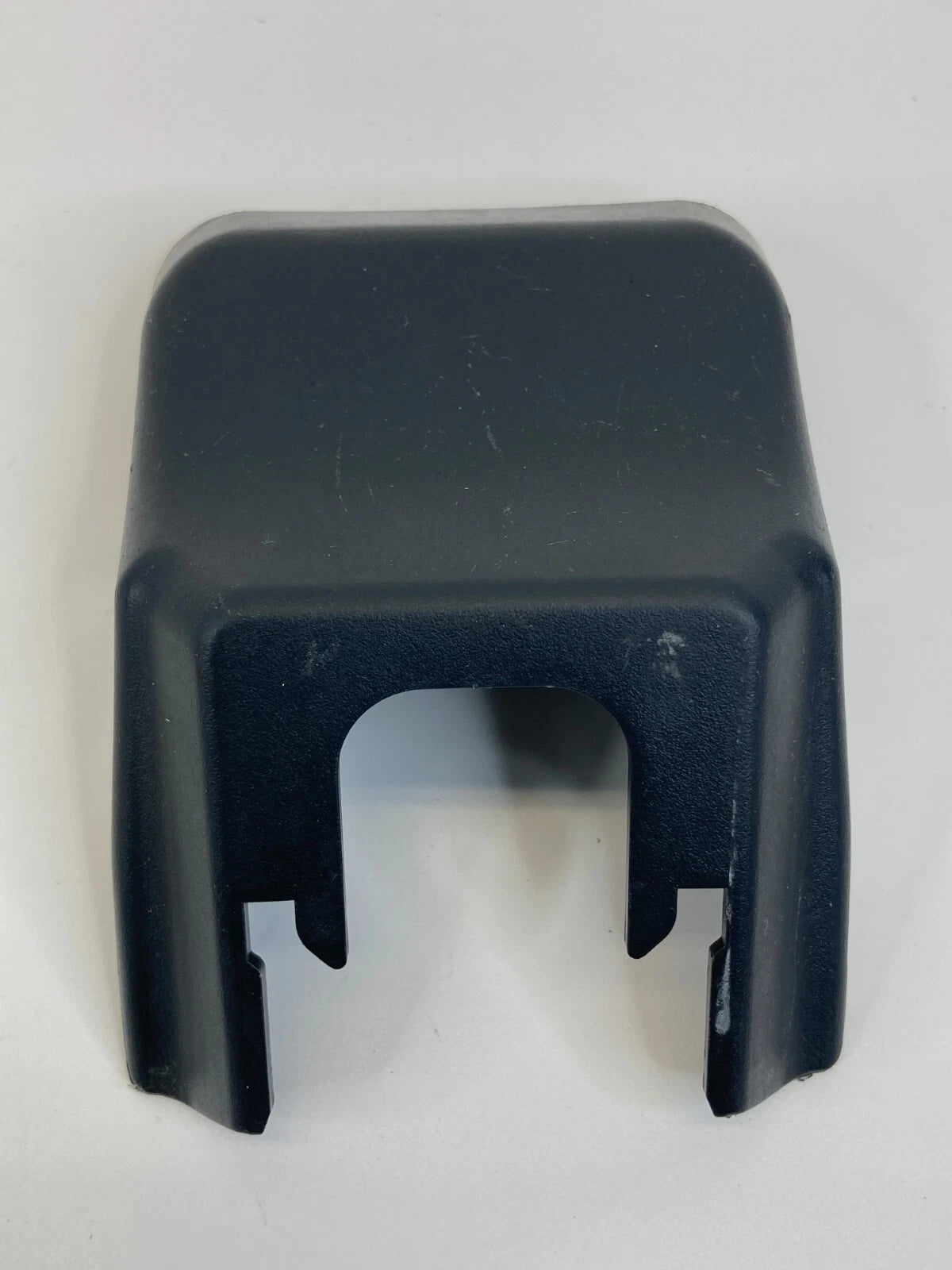10-14 SUBARU LEGACY FRONT RIGHT SIDE SEAT OUTER TRACK RAIL COVER 64115-AJ020 OEM