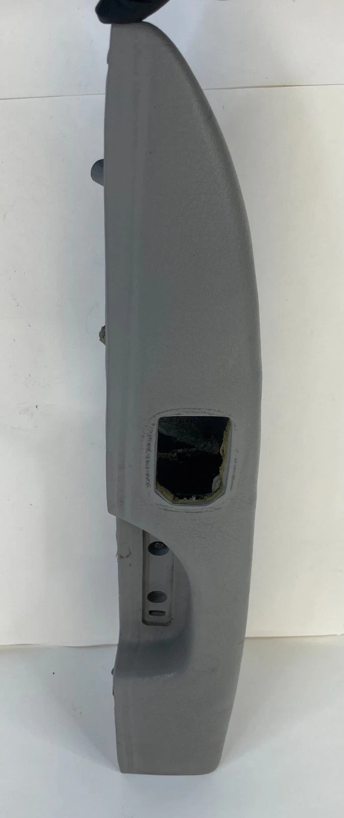 2005-2009 CHEVROLET TRAILBLAZER REAR LEFT DOOR ARMREST GRIP PANEL UNIT OEM