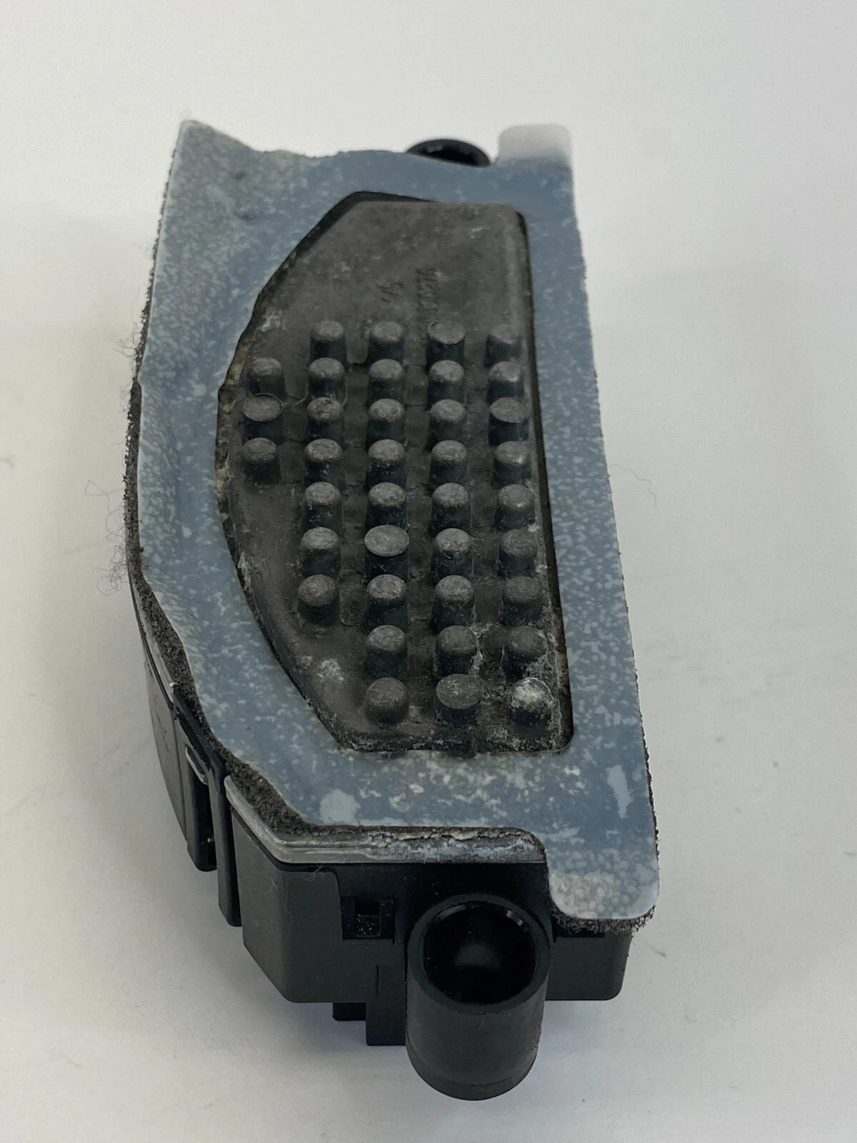2012-2016 AUDI A4 QUATTRO AC BLOWER MOTOR RESISTOR CONTROL MODULE 8T0-820-521-A