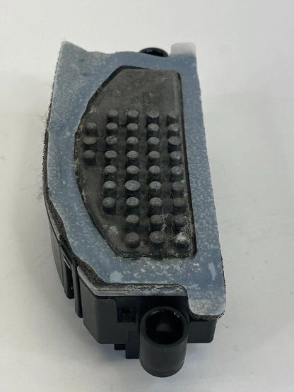 2012-2016 AUDI A4 QUATTRO AC BLOWER MOTOR RESISTOR CONTROL MODULE 8T0-820-521-A