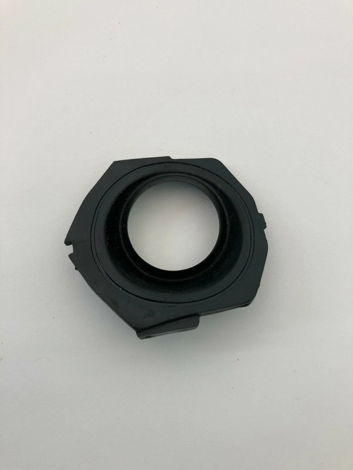 96-01 AUDI A4 QUATTRO IGNITION SWITCH STEERING GROMMET SURROUND RUBBER COVER OEM