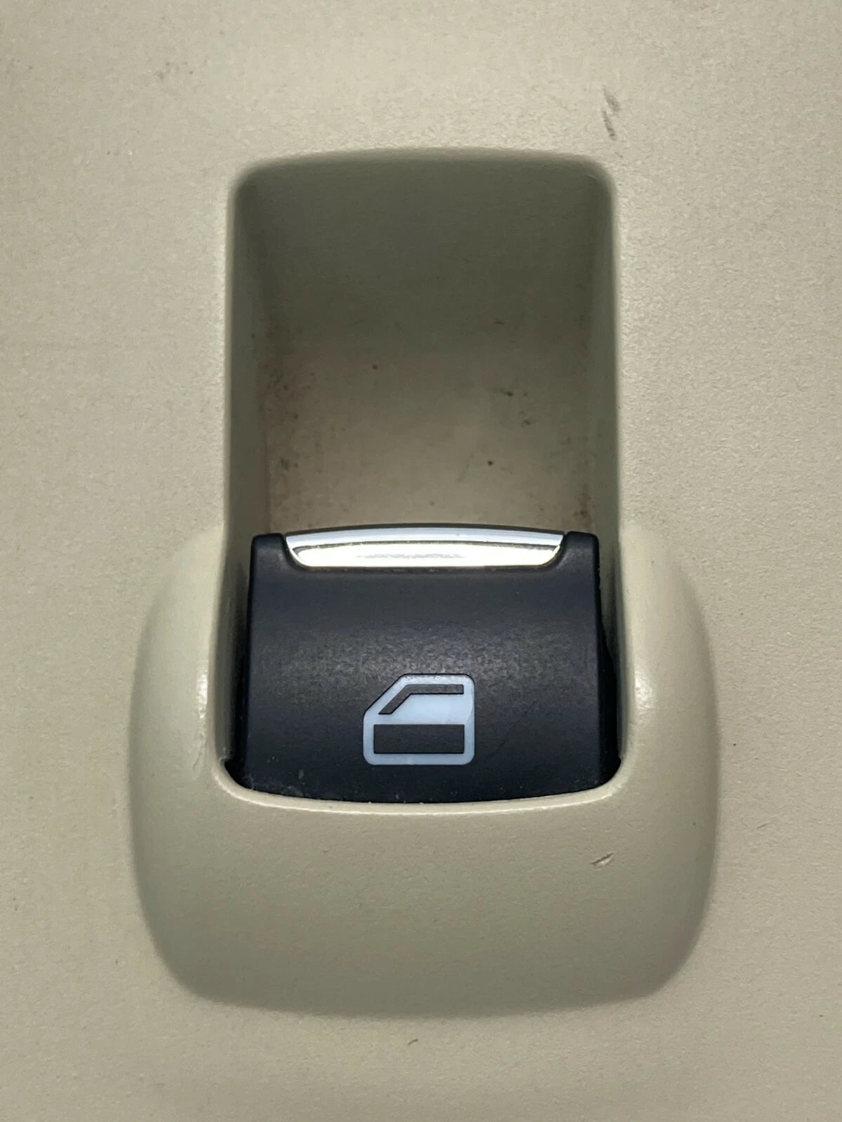 13-16 LINCOLN MKZ REAR RIGHT SIDE DOOR WINDOW SWITCH BEZEL TRIM DP5314A563A OEM