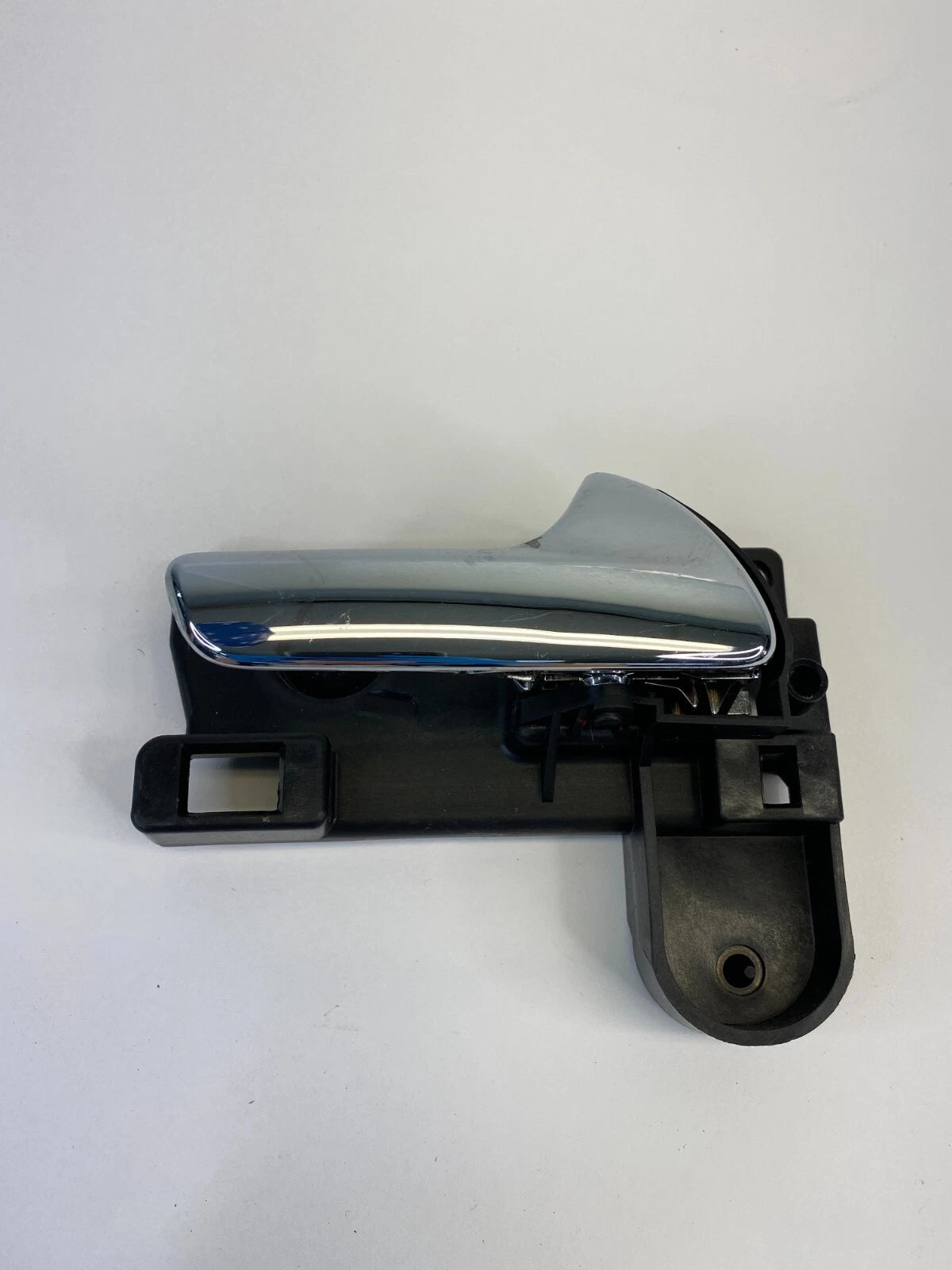 2011-2020 DODGE JOURNEY REAR RIGHT BACK INTERIOR INNER DOOR HANDLE 937072 OEM